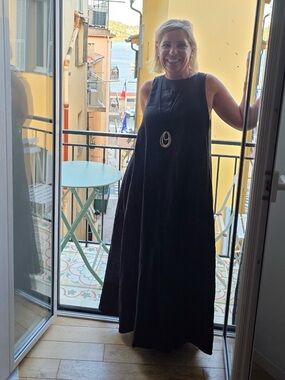 EUC Dissh Linen Isabella Dress